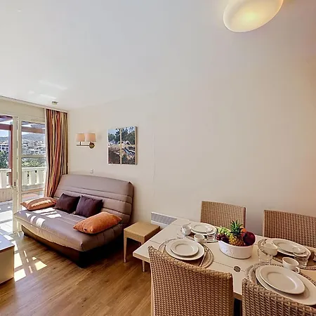 Le Belvedere - R4 317 By Interhome Saint-Raphaël
